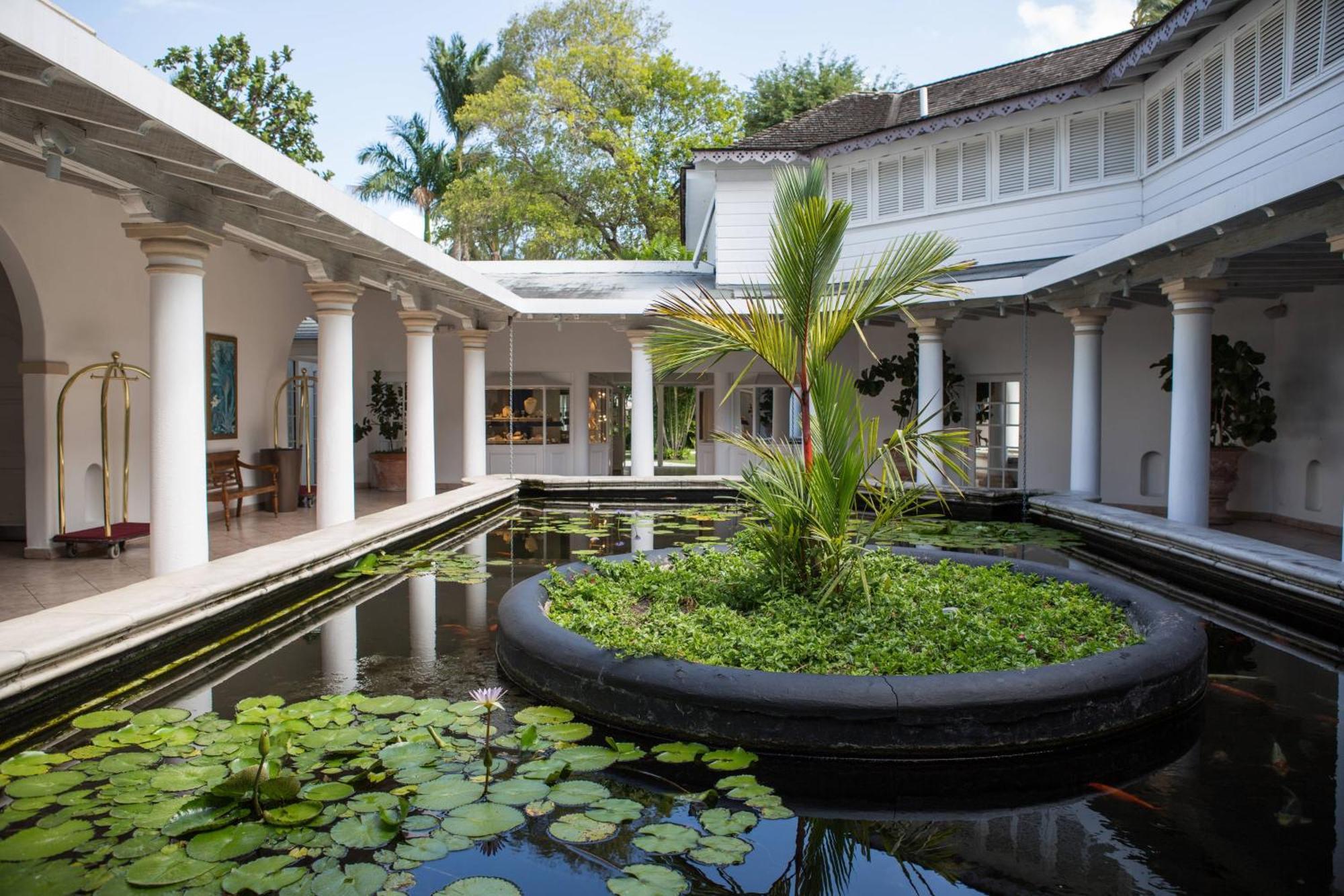 Colony Club By Elegant Hotels Saint James Kültér fotó